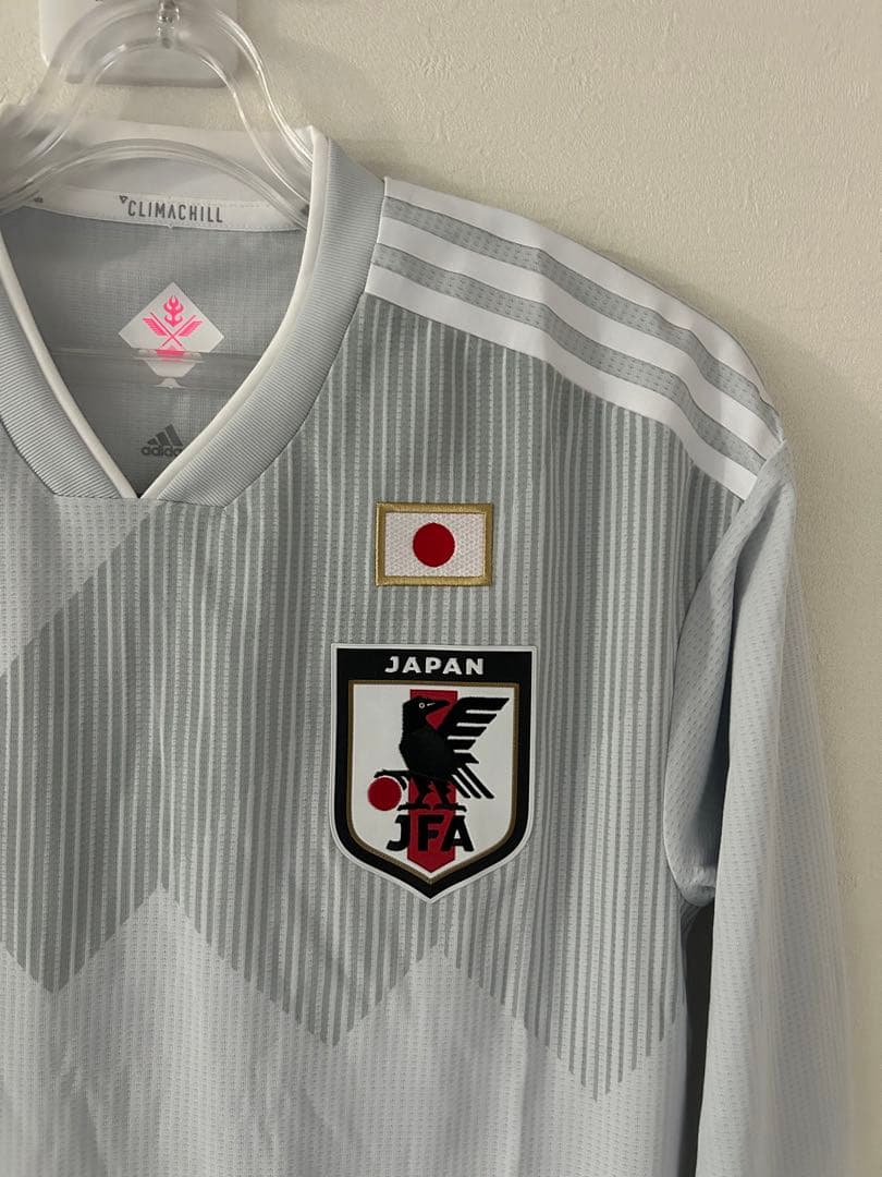 ☆新品☆adidas(アディダス)日本代表アウェイオーセンティックユニフォーム☆