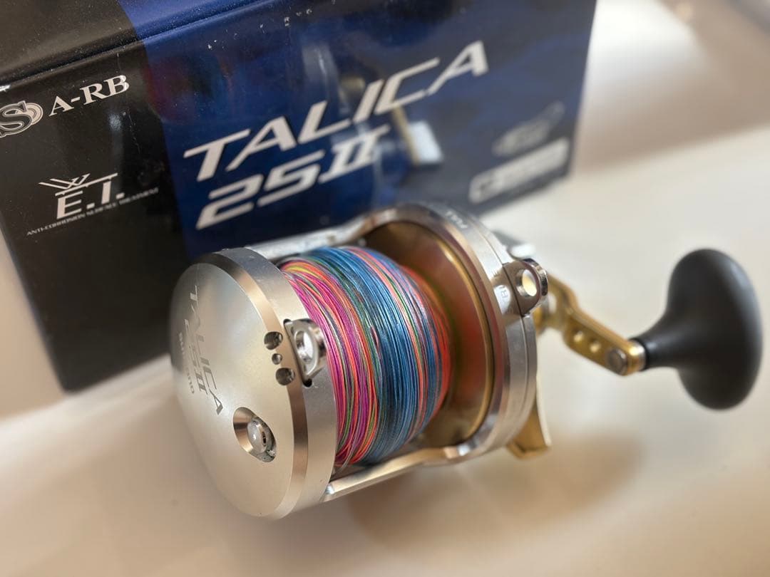 美品 SHIMANO タリカ25Ⅱ 大物用リール マグロ クエ 泳がせ