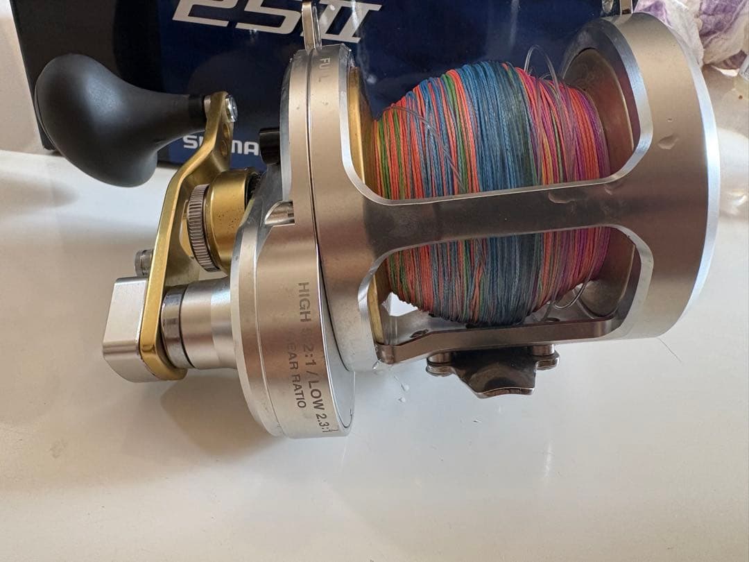 美品 SHIMANO タリカ25Ⅱ 大物用リール マグロ クエ 泳がせ