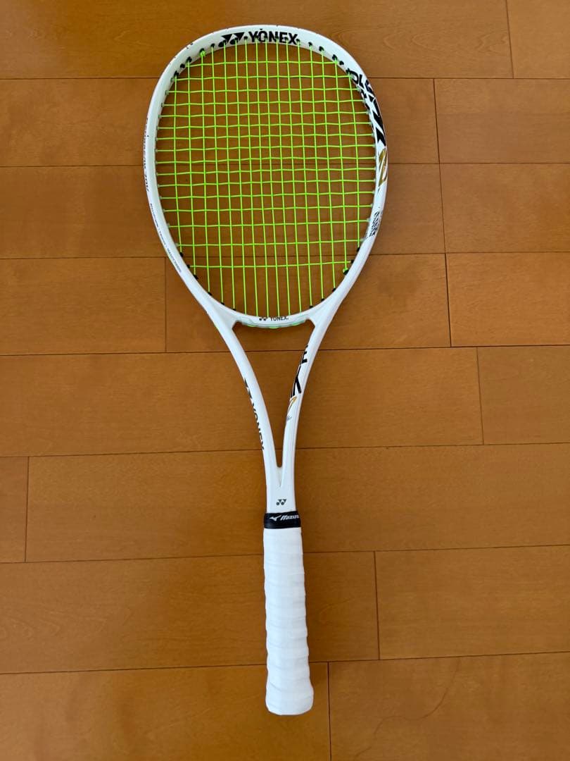 YONEX テニスラケット ホワイト/グリーン