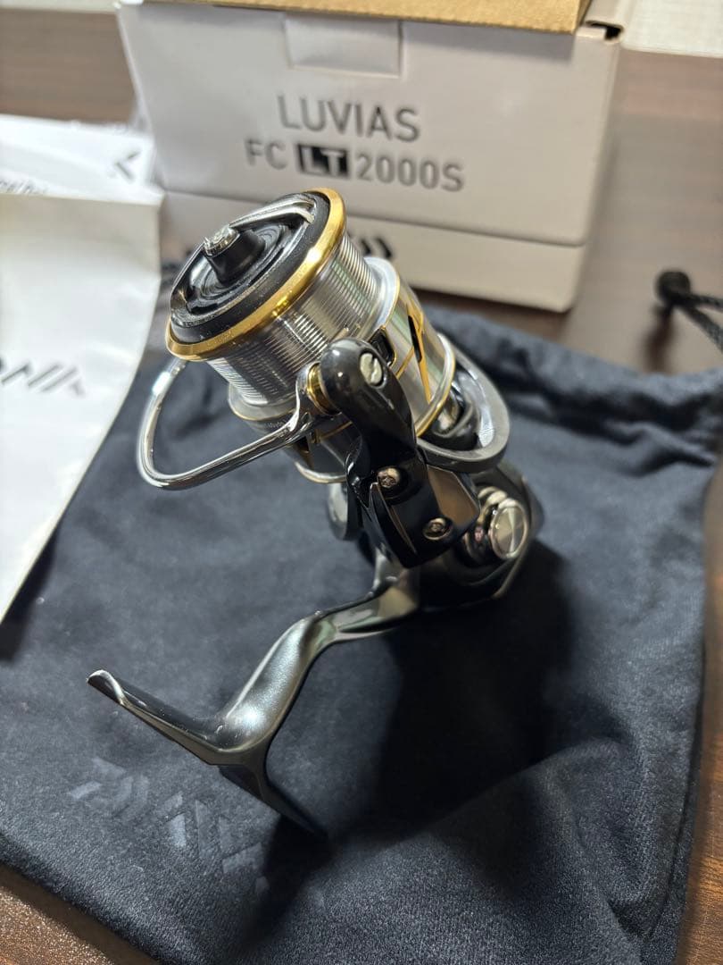 DAIWA LUVIAS FC LT2000S スピニングリール　20ルビアス