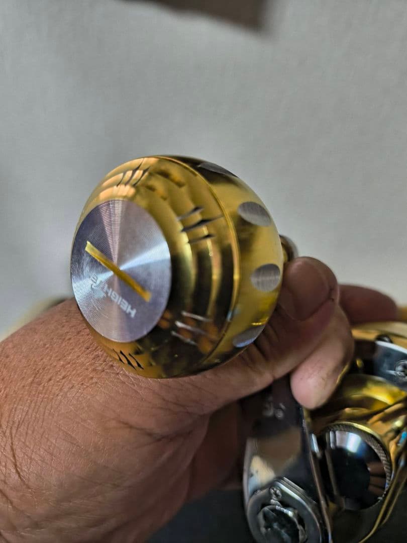 ✨最終値下げ✨　okuma TITUS TG15 ゴールドリール