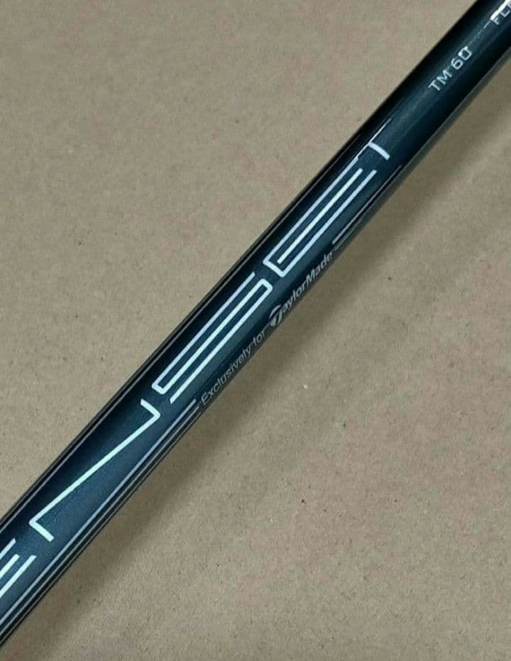 テーラーメイド国内正規取扱品　 ステルスアイアンAw 純正カーボンシャフトＲ新品
