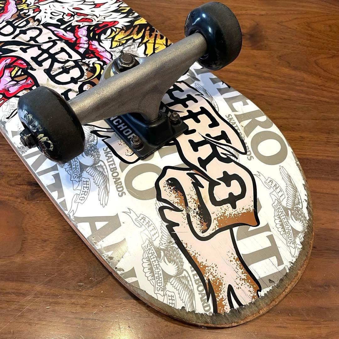 スケボー　アンチヒーロー　スケートボード　　ANTIHERO 7.875