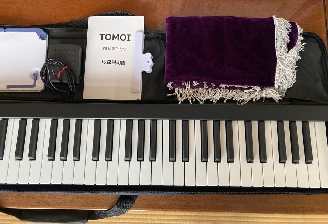TOMOI 88鍵電子ピアノ　充電式　ペダル付き