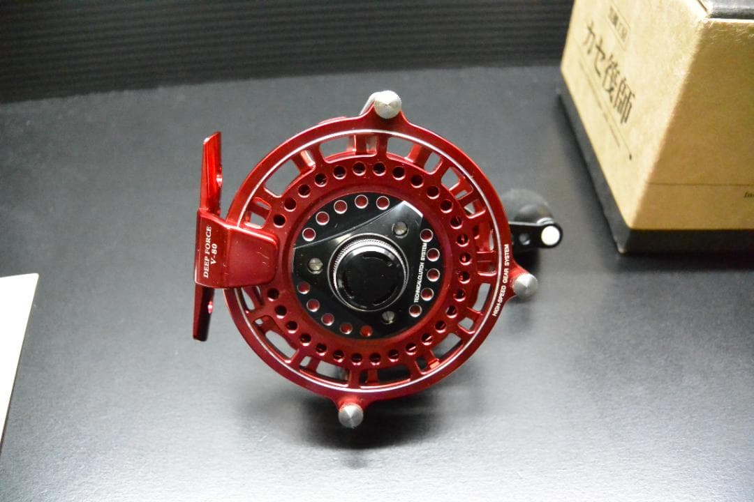 黒鯛工房　DEEP　FORCE　V80RT　左巻き　カセ　イカダ釣り