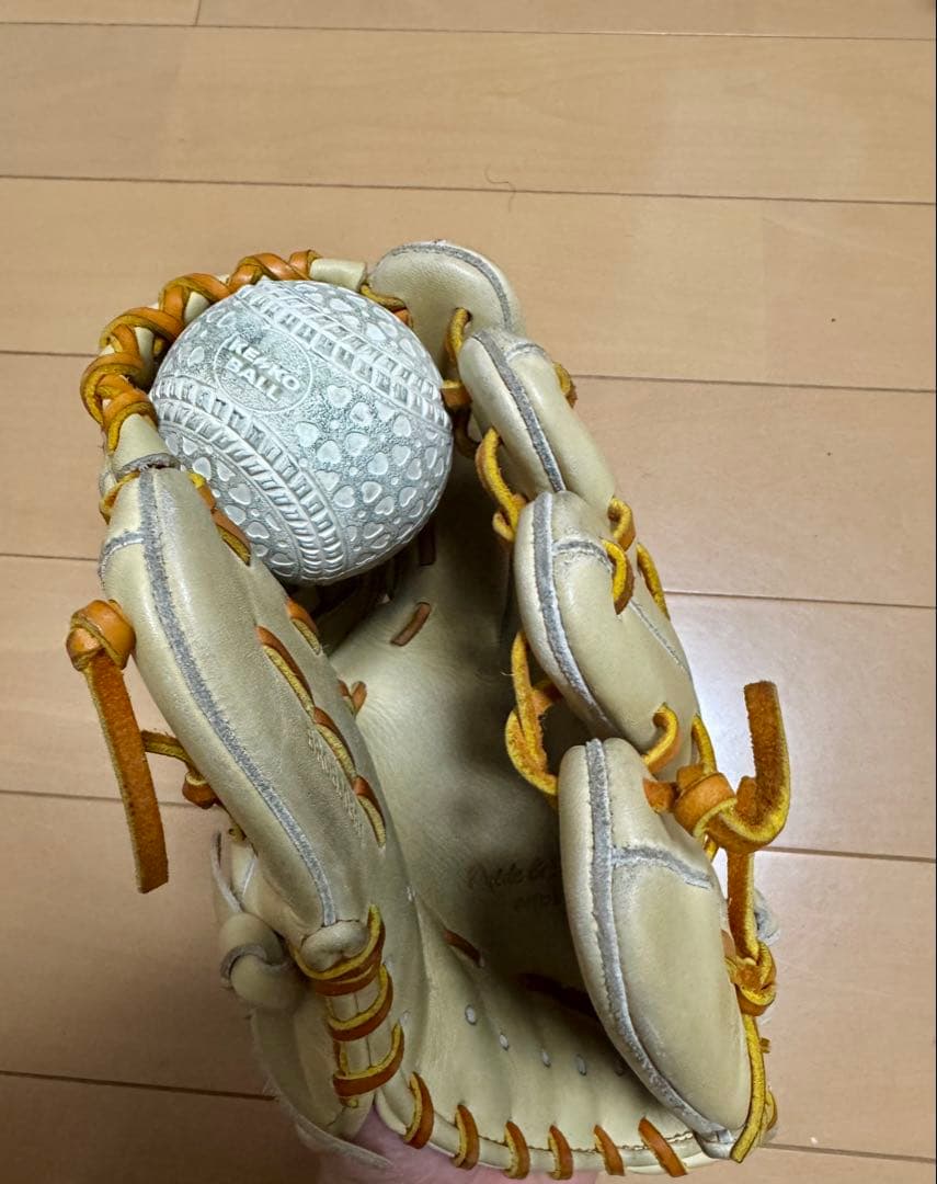 ZETT 軟式グローブ クリーム色