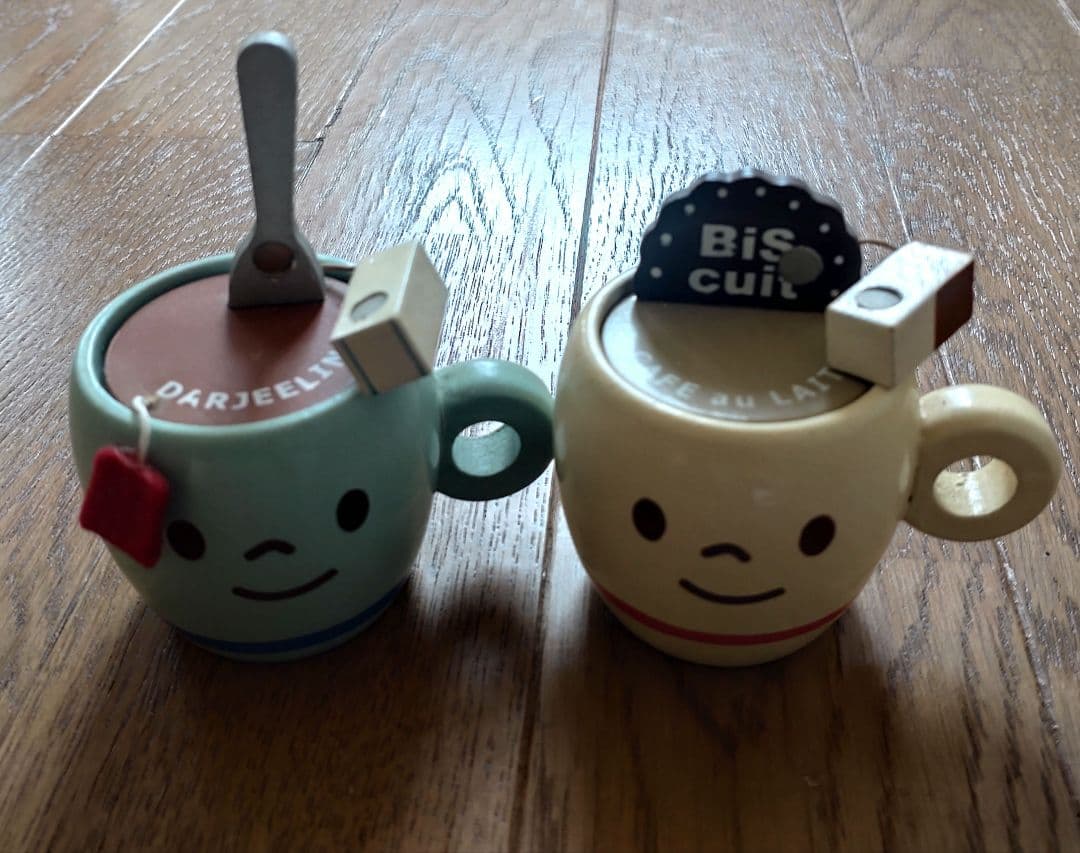 DECOLE　デコレ　メモスタンド　マグネット　小物入れ