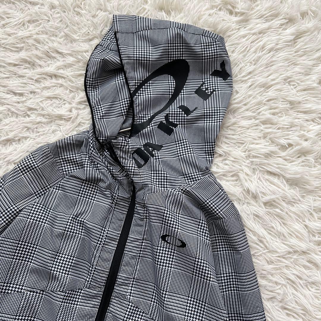 OAKLEY 千鳥柄　ナイロン　ウエア　洗える