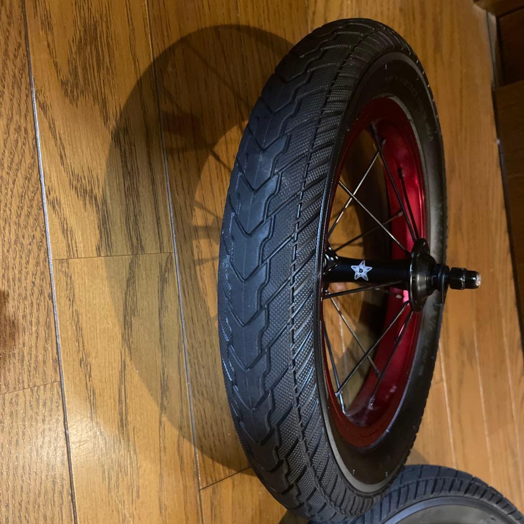 ストライダー STRIDER　ホイール　タイヤとハンドルセット　ダディラボ