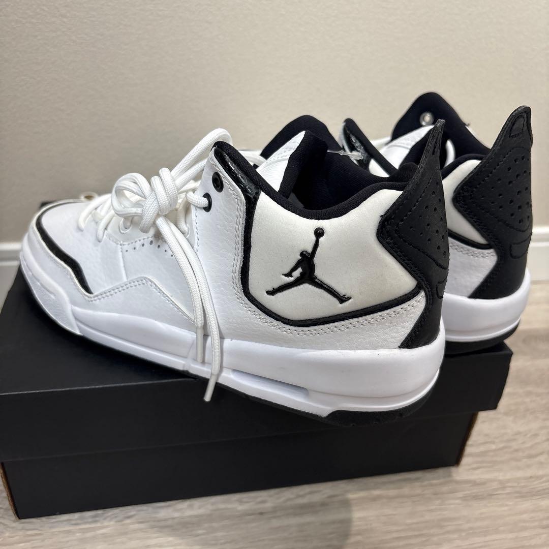 (新品)JORDAN COURTSIDE 23 コートサイド23 23.5cm