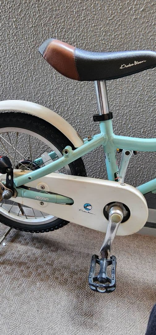子供用自転車　(KhodaaBloom コーダーブルーム asson K16)