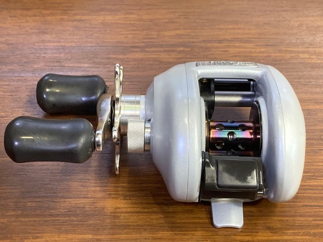 リール SHIMANO Scorpion nium Mg