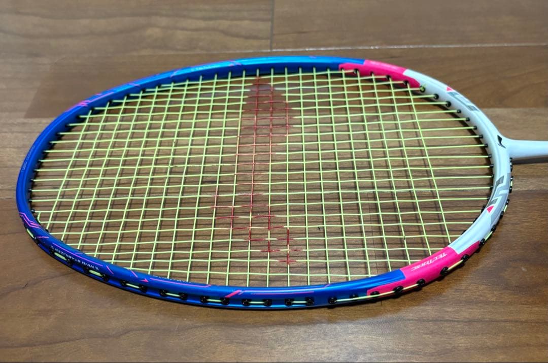 【美品】LI-NING (リーニン)バドミントンラケット テックトニック 7I