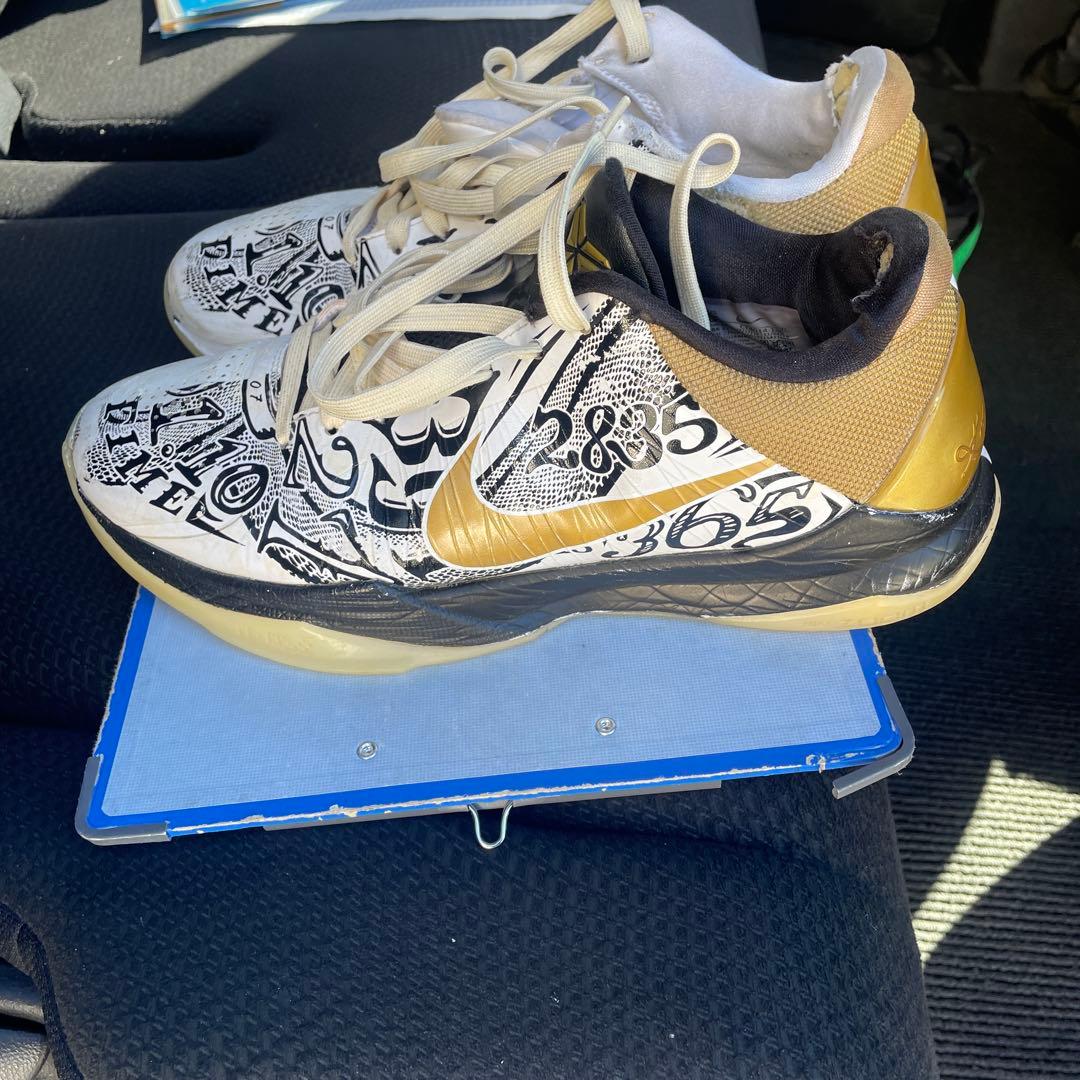Kobe 5プロトロ　　コービー 5