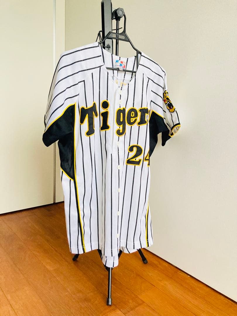 阪神タイガース ユニフォーム　桧山進次郎　桧山　M 刺繍　ホーム　阪神公認　公式