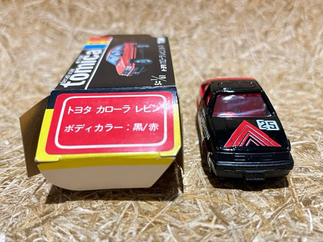 トミカ 日本製 黒箱 78 トヨタ カローラ レビン 3ドア グループAフェア