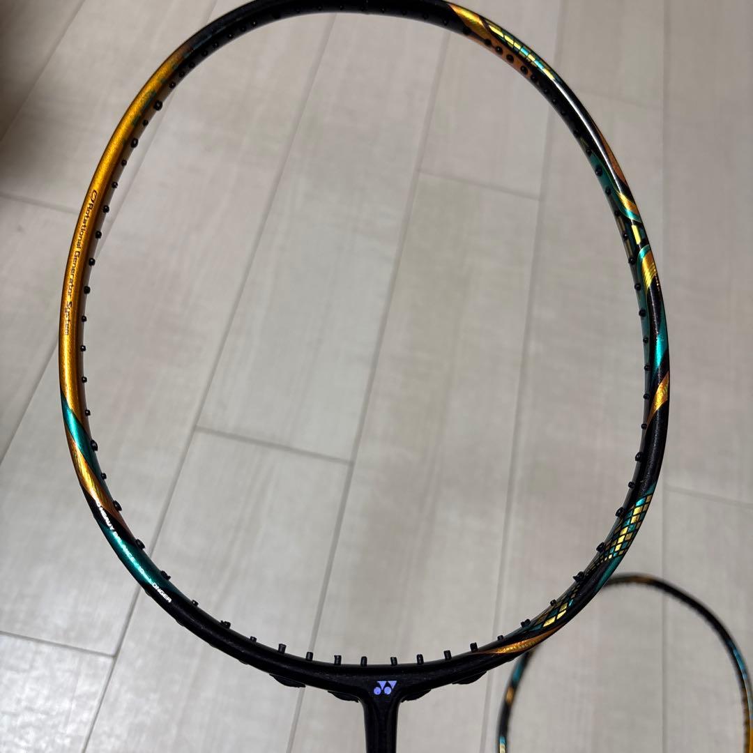ヨネックスバドミントンラケット　アストロクス88D PRO 3U5 【2本】