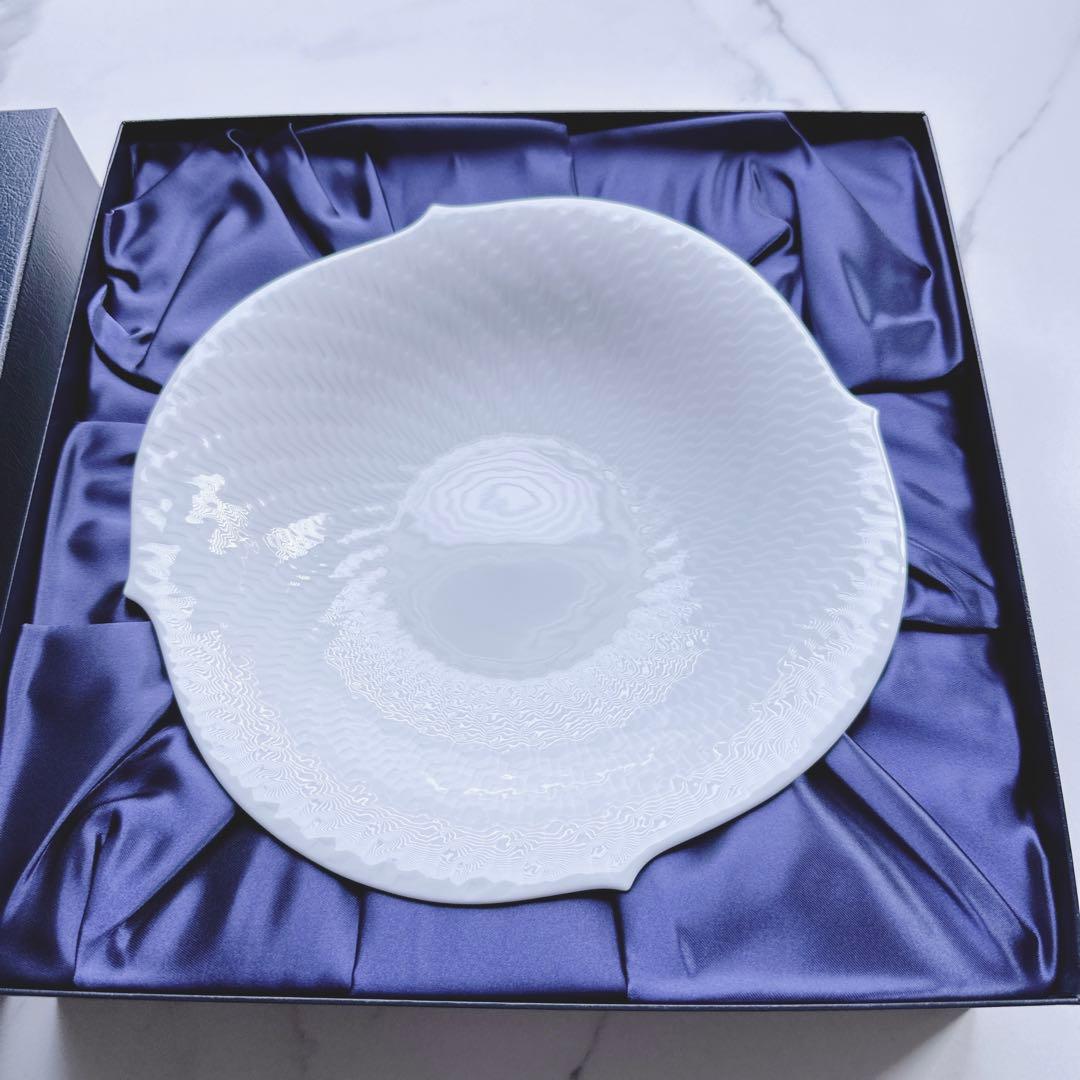 【新品・箱付き】 MEISSEN マイセン 波の戯れ サラダディッシュ 深皿 白