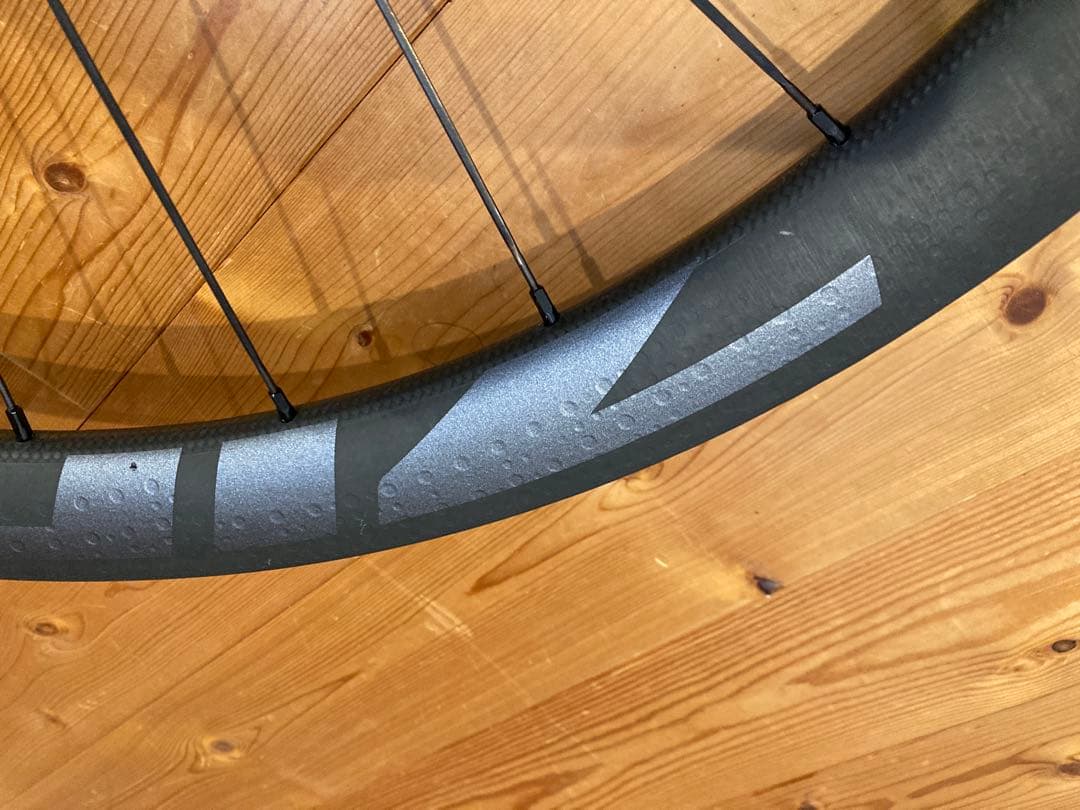 Zipp 303 Firecrest チューブレス　ディスクホイール