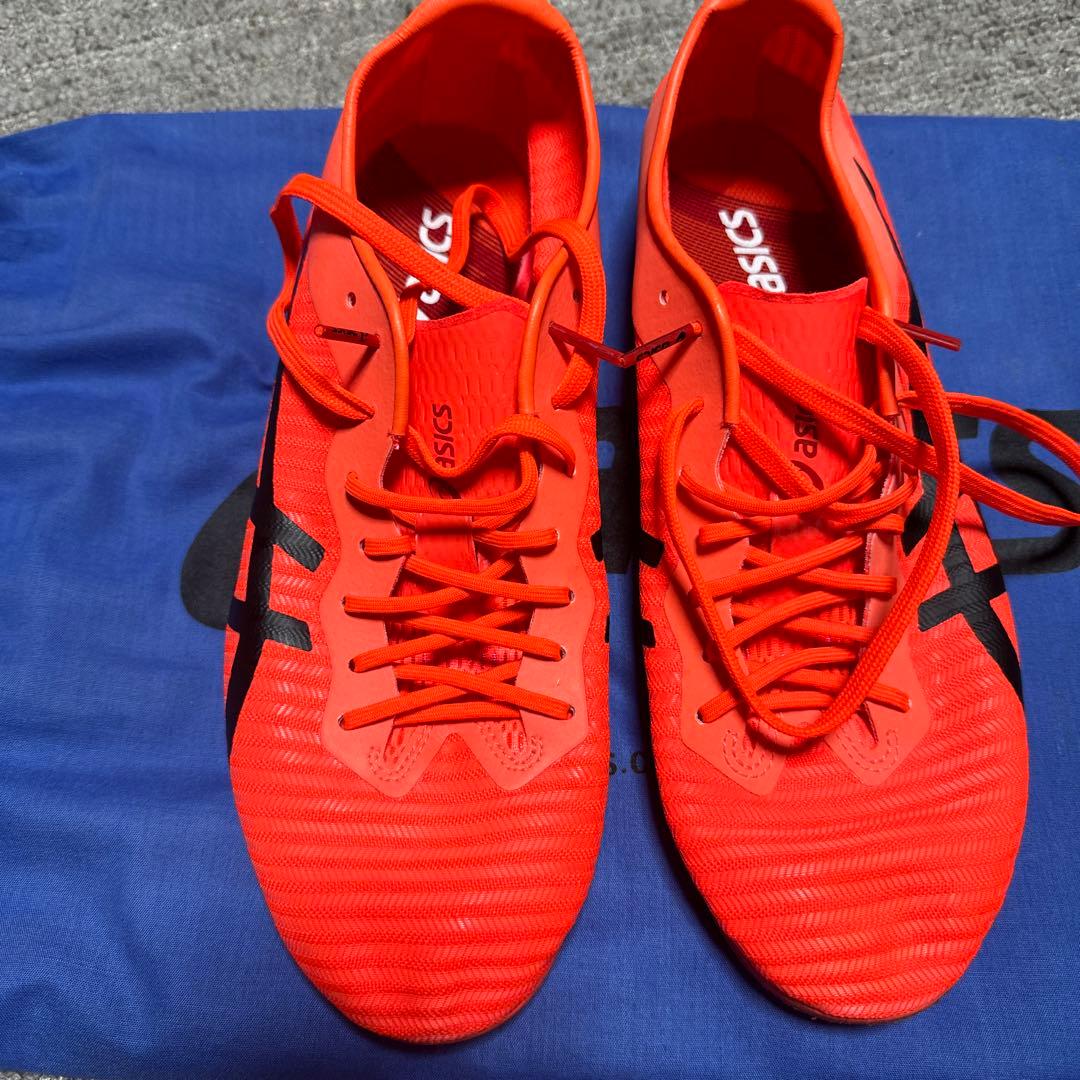 asics tokyo 陸上　スパイク　中距離　長距離COSMORACER