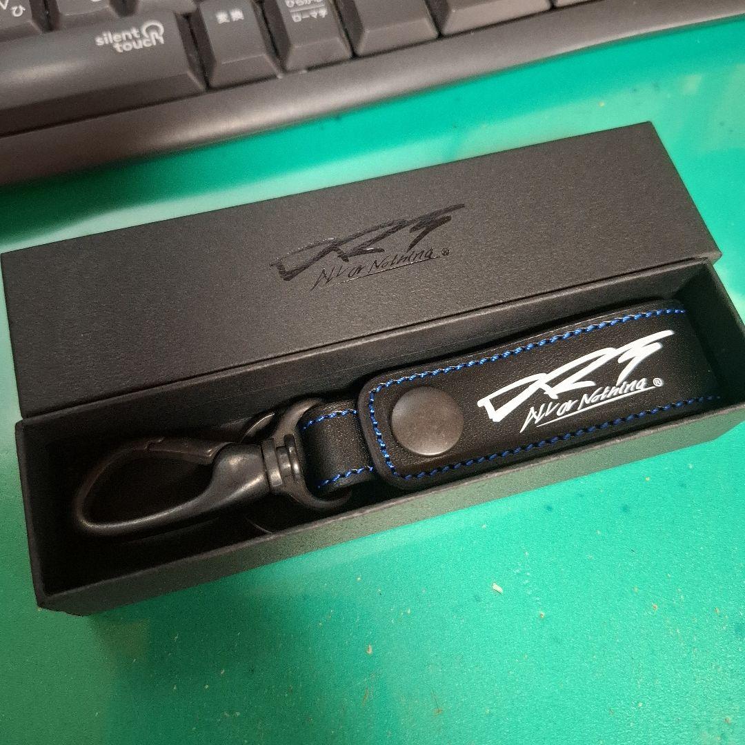 貴重品　DRT×マ二ホールド 　Tレンチホルダー　ブラック／ブルー　新品