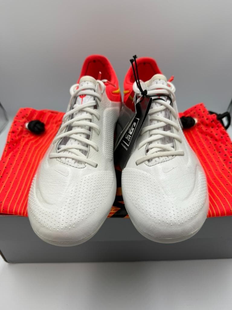 シューズ NIKE TIEMPO LEGEND 9 ELITE AG 26.5cm