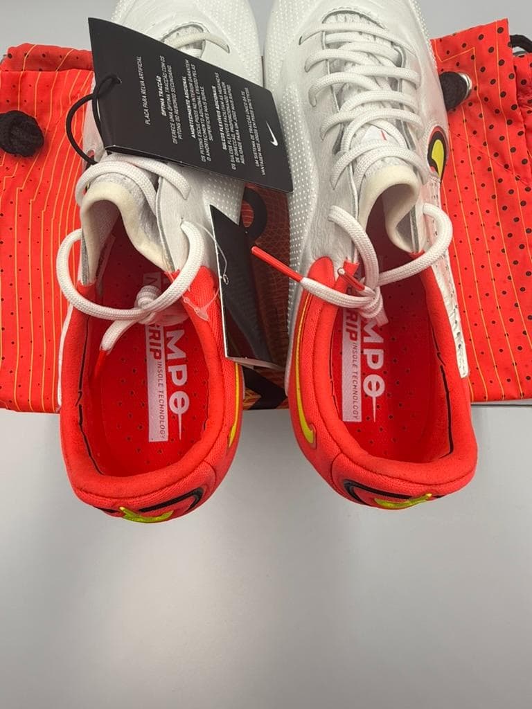 シューズ NIKE TIEMPO LEGEND 9 ELITE AG 26.5cm