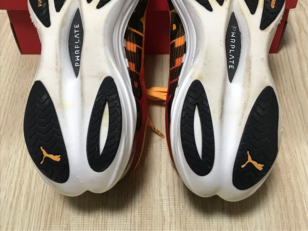 PUMA ディヴィエイトニトロ3 25.5cm