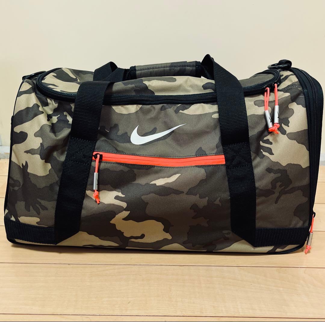 ナイキ ゴルフ 美品 ボストンバッグ ショルダーバッグ 迷彩 カモフラ NIKE