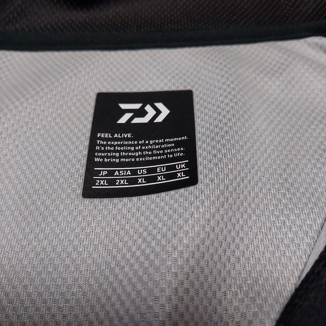 Daiwa SPECIAL ハーフジップウェア 黒/金
