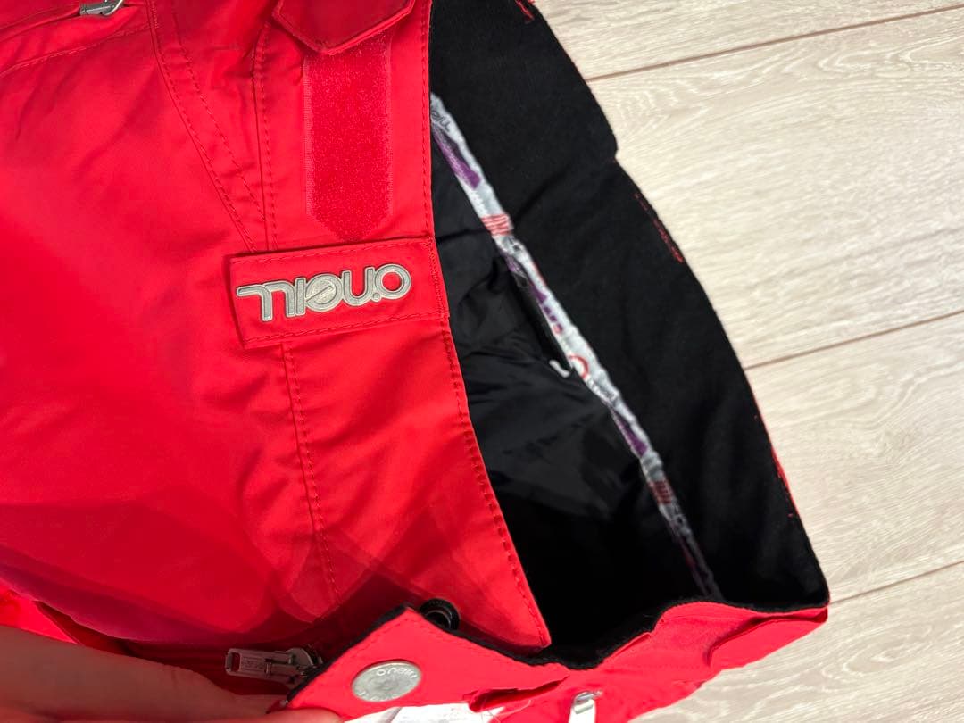 O'Neill スノボーウェア レッド　新品