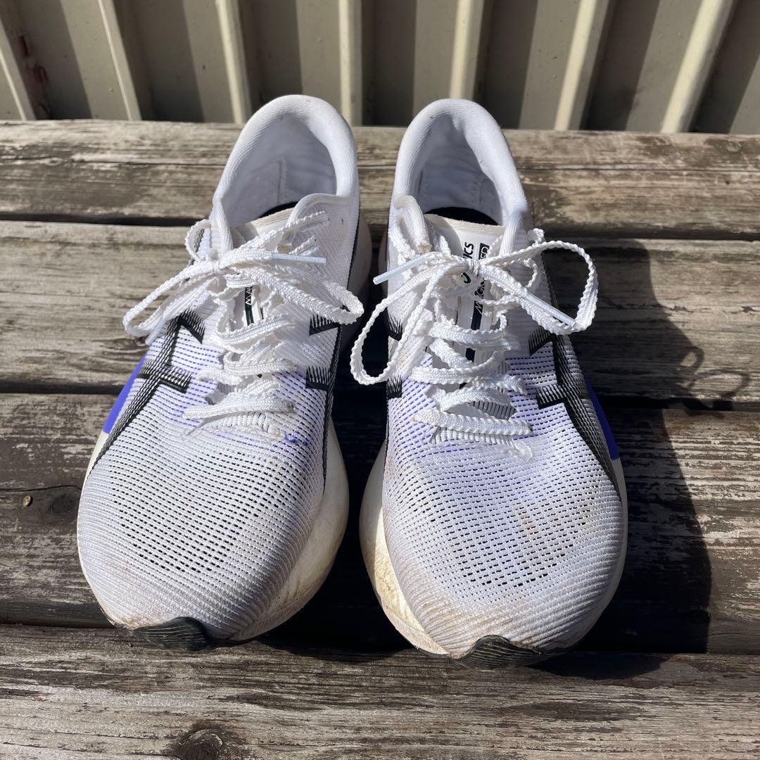 ASICS マジックスピード５