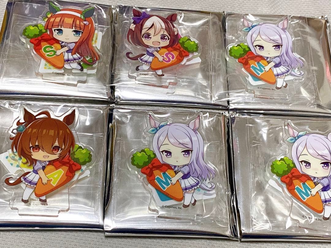 ウマ娘 キーホルダー アクスタ チラシ カード