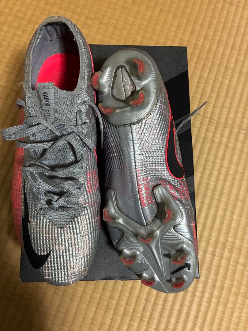 Nike マーキュリアルヴェイパー　サッカーシューズ スパイク グレー/レッド