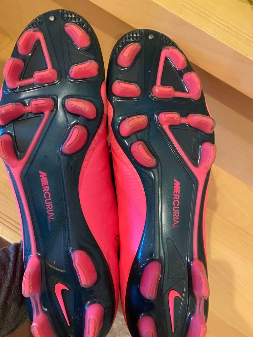 Nike ナイキ　サッカースパイク　マーキュリアル