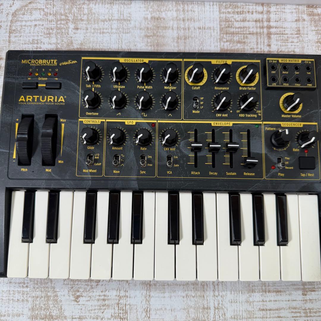 ARTURIA MICROBRUTE creation (数量限定モデル)