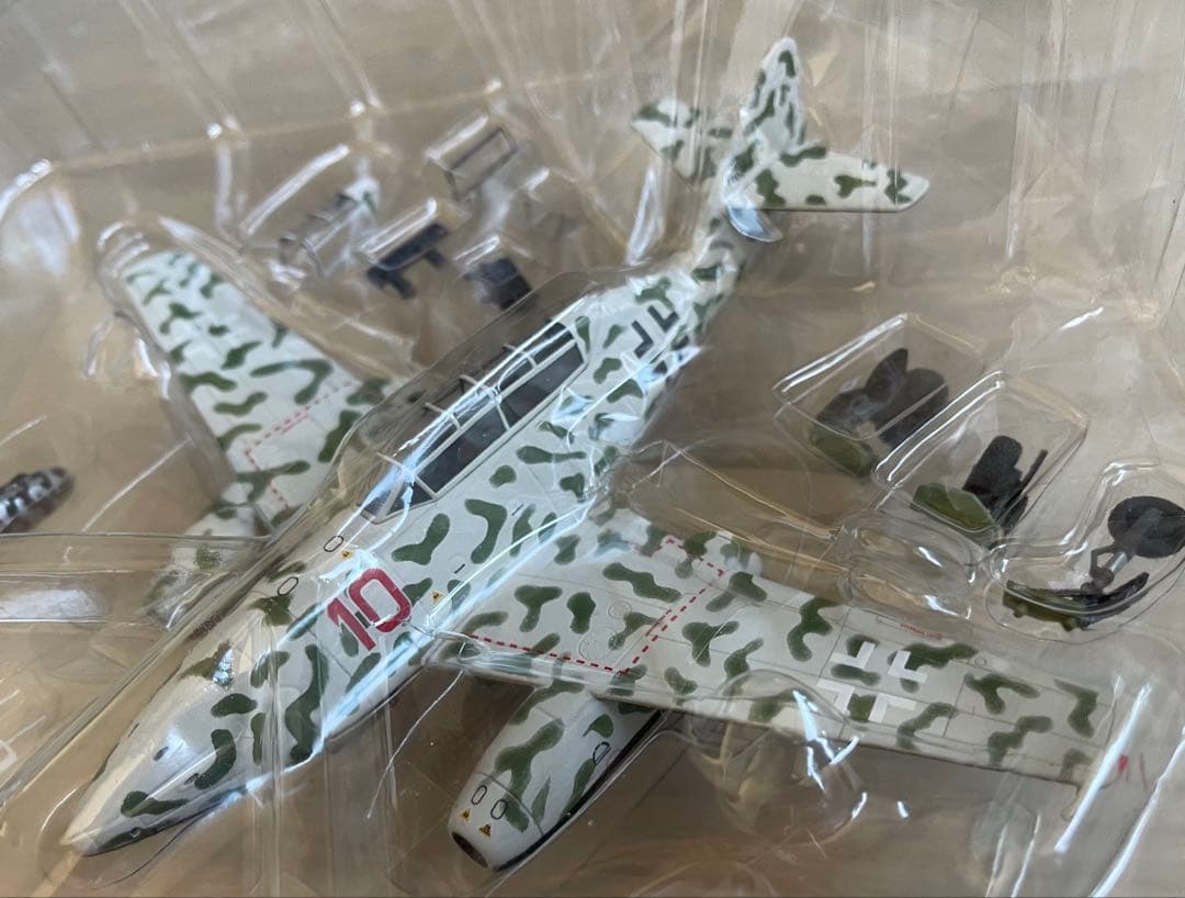 絶版希少新品未使用　ドラゴンウォーバーズ1/72 独空軍 Me262 B-1a