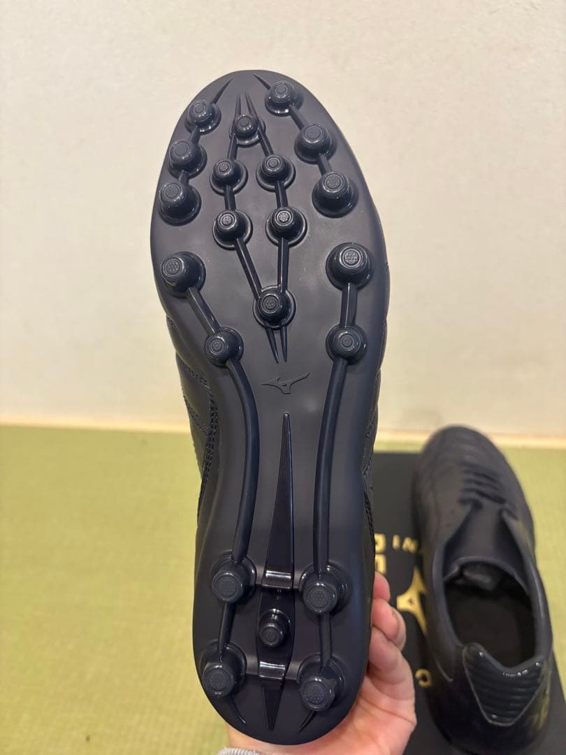 ✨新品未使用✨Mizuno モレリアサッカースパイク限定カラーケース付25.0