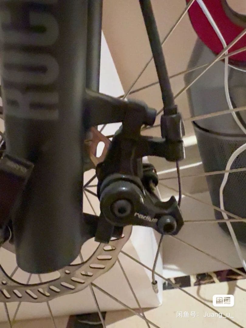 SPECIALIZED マウンテンバイク ブラック ヘルメット付き