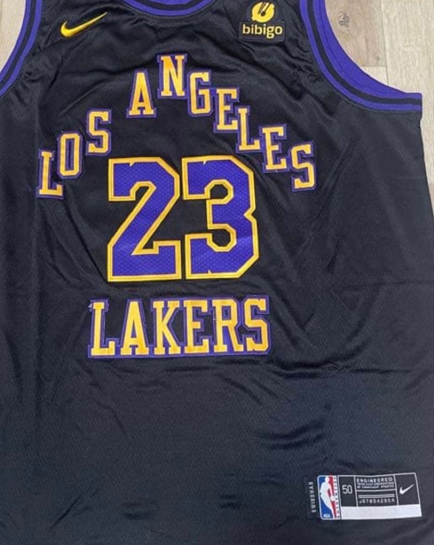 Nike Lakers LeBron James ユニフォーム 23号
