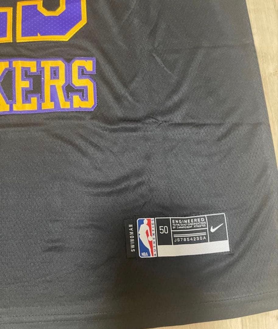 Nike Lakers LeBron James ユニフォーム 23号