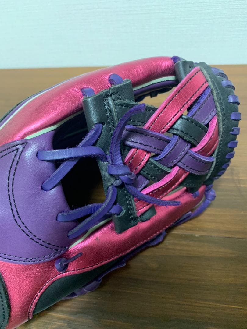 [アディダス] メタリックカラー トリプルXXXウェブ 軟式グローブ