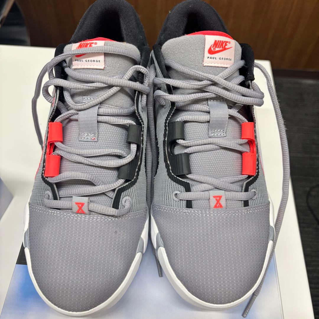 NIKE PG6 EP ナイキ ポールジョージ バッシュ 26cm