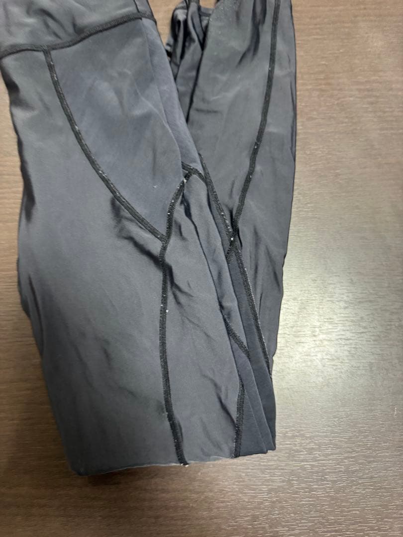 LAVA パーフェクトフォームレギンス　中古2枚セット