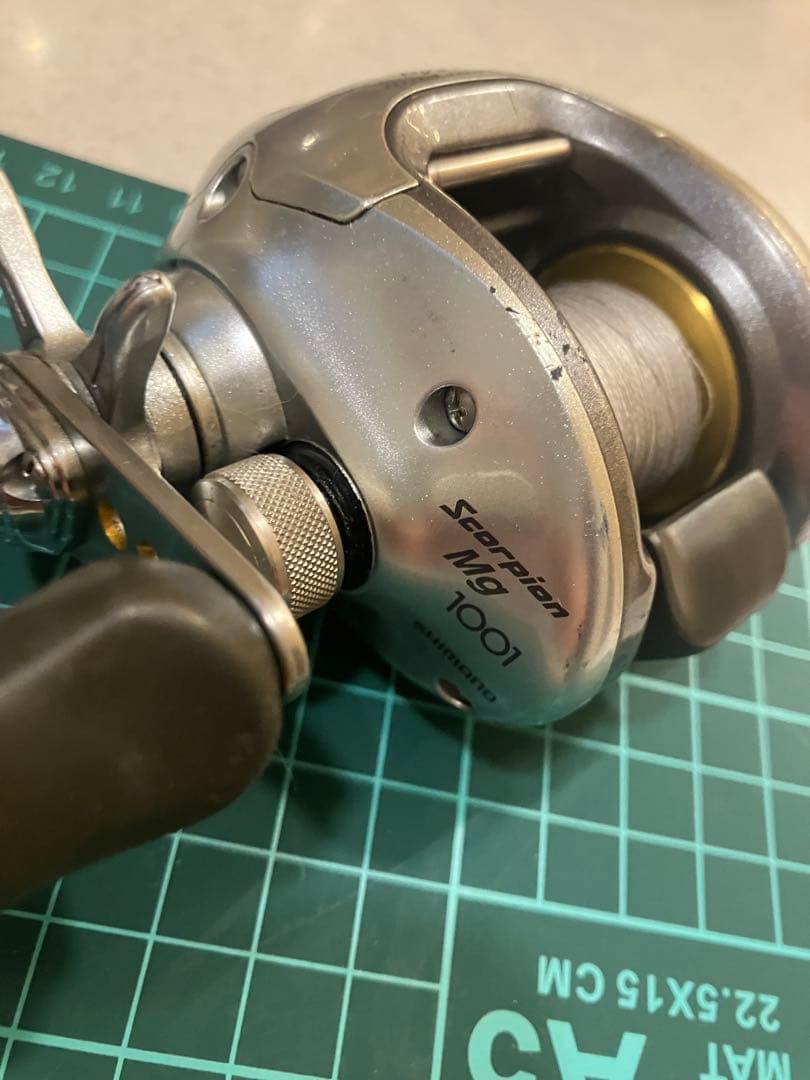 スコーピオンMg 1001 ベイトリール 左ハンドル