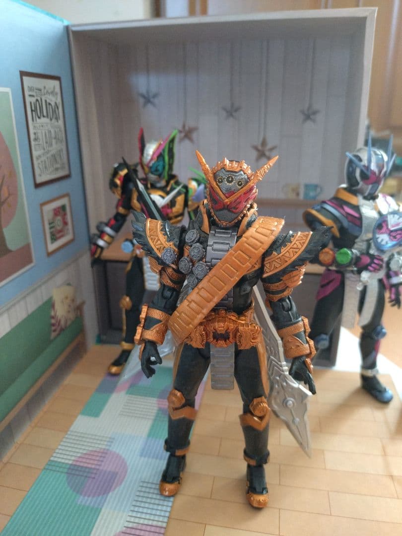 箱無しフィギュアーツ　仮面ライダージオウセット　オーマジオウ　ジオウトリニティ