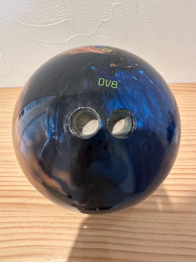 DV8 トラブルメーカーパール　15ポンドボウリングボール
