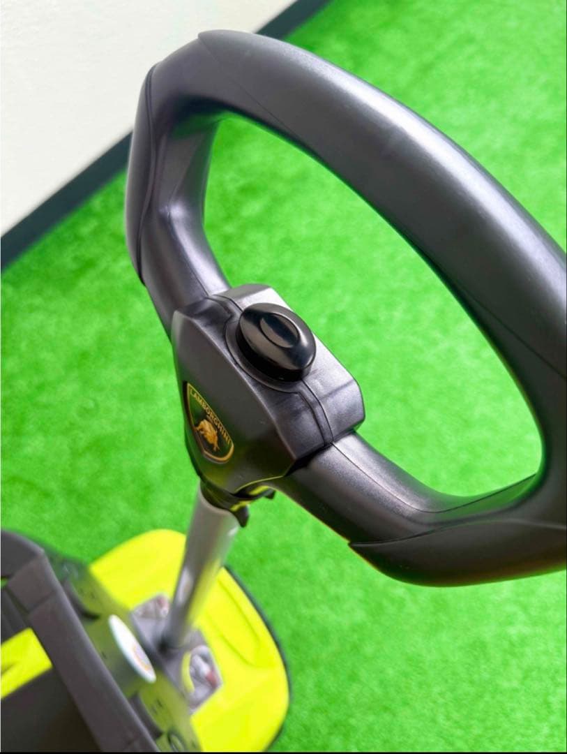 ランボルギーニ グリーン色の車型手押し車 乗用おもちゃ
