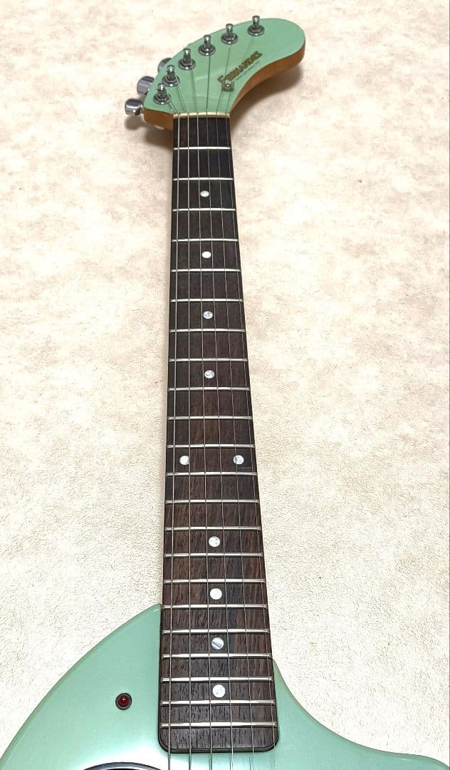 【美品】ZO-3 ライトブルー アンプ内蔵ミニギター ヘッドフォン端子付